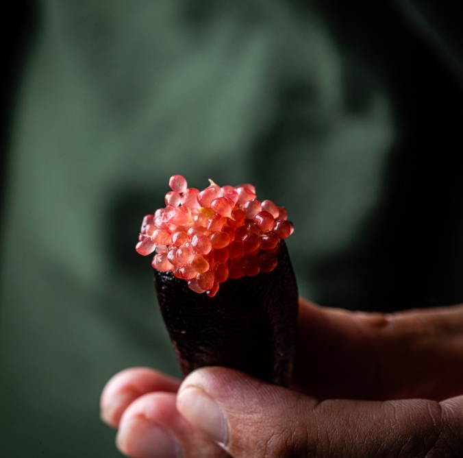 Sushi with fish roe